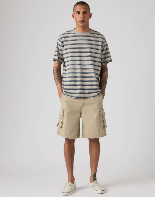 Levi's Fishing cargo shorts in beige, 3 of 4