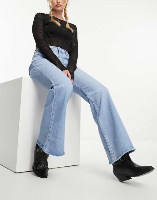 Levi's - Flared jeans met hoge taille in jaren 70 stijl in lichtblauw, 3 van 5