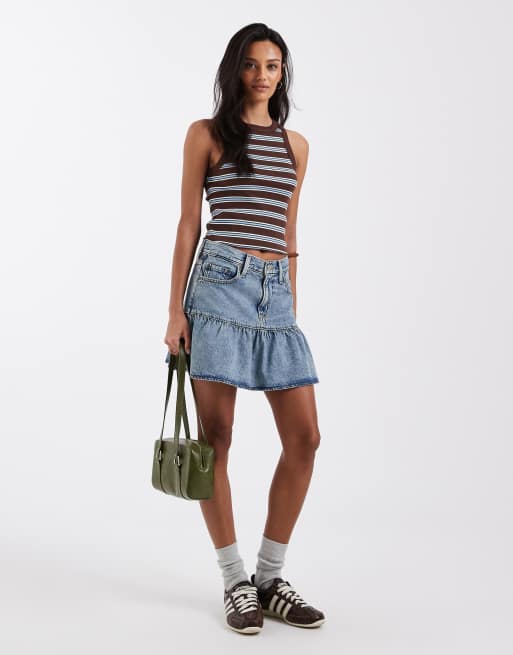 Levi's flounce denim mini skirt in blue wash, 3 of 5