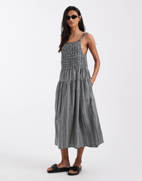 Levi's – Gesmoktes Mini-Sommerkleid in kariertem Schwarz - view 1