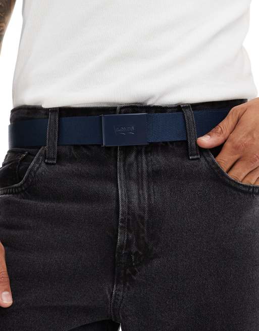 Levi's - Geweven riem met vleermuislogo in dezelfde tint in marineblauw