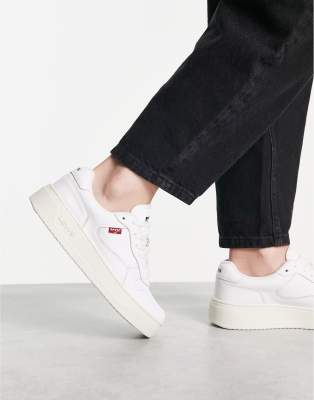 Levi's - Glide - Leder-Sneaker in Weiß mit Logo