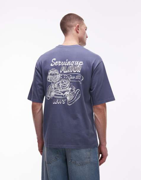 Levi's – Granatowy T-shirt oversize z nadrukiem na plecach - view 1