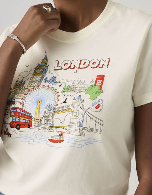 Levi's Graphic London favorite tee in white, 3 of 4