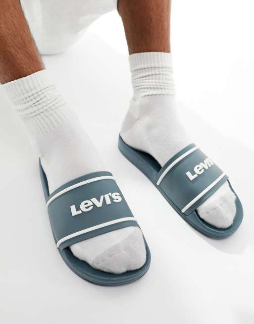 Levi's – Gröna tofflor med logga