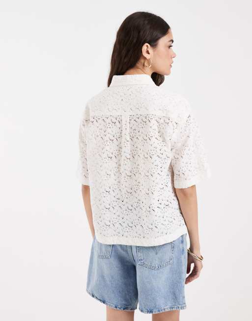 Levi's harlie short sleeve lace shirt in white, 4 of 4