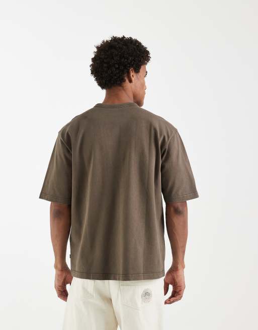 Levi's heavyweight relaxed t-shirt in khaki, 4 of 5