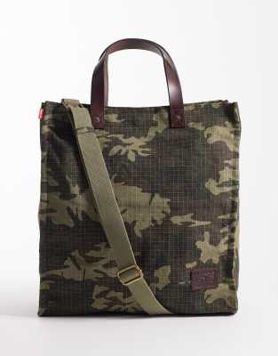 Levi's Levi's heritage tote bag in camo print-Green