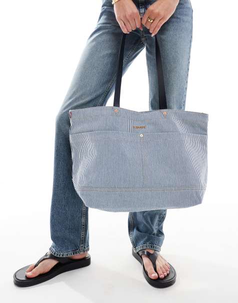 Levi's – Heritage – Tragetasche aus hellblauem Denim mit Logo - view 1