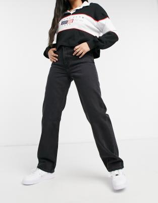 Levi's Ribcage Straight Ankle In Black