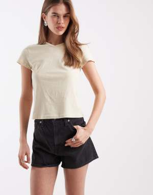 Levi's high waisted denim mom shorts in black