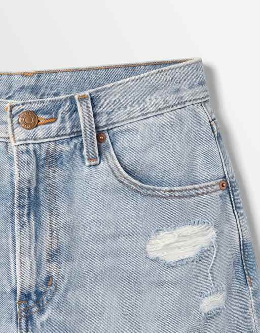 Levi's high waisted distressed denim mom shorts in light blue, 8 of 9