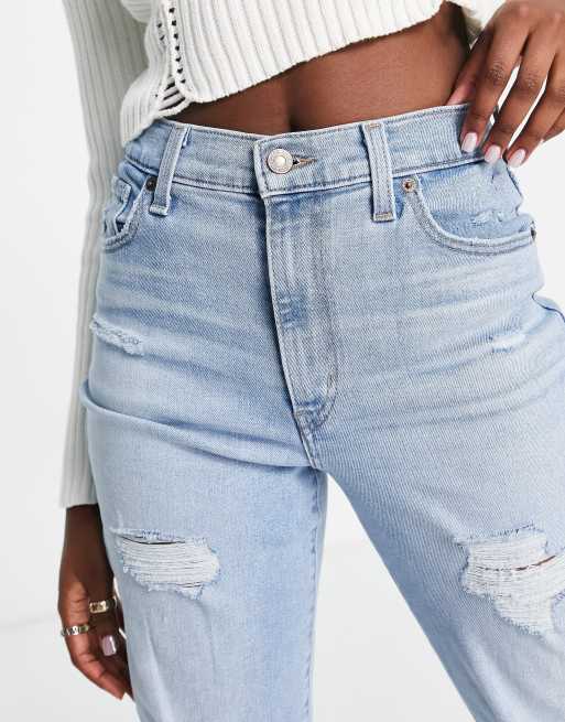 Levi's high waisted mom jeans in light wash