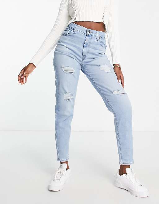 Levi's® HIGH WAISTED MOM - Jeans Tapered Fit - light-blue denim