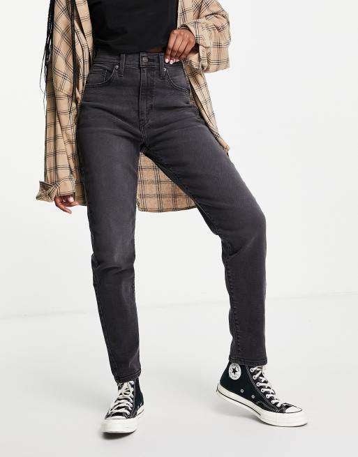 Levi's high waisted mom jean in black | ASOS