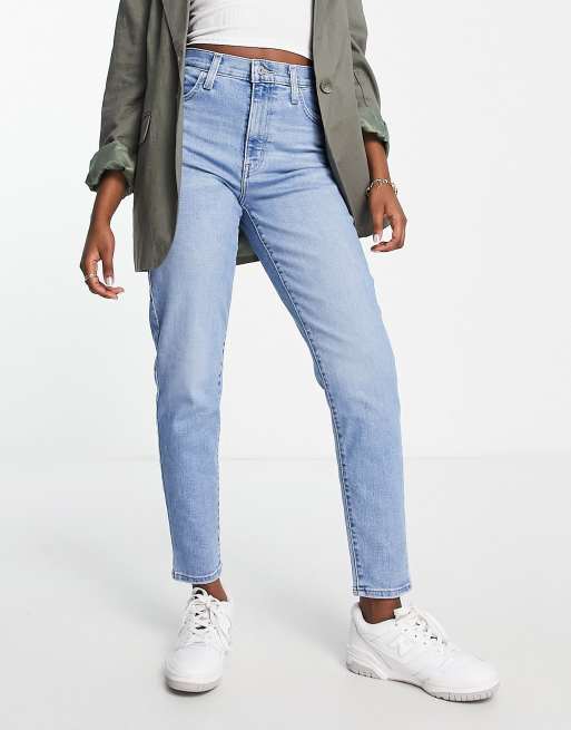 Levi's high waisted mom jeans in light wash