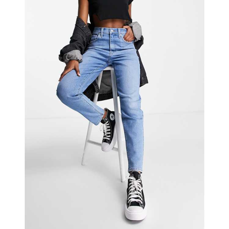 Levi's high waisted mom jean in mid wash | ASOS