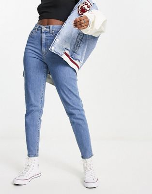 Levi's high waisted mom jeans in light wash - ASOS Price Checker