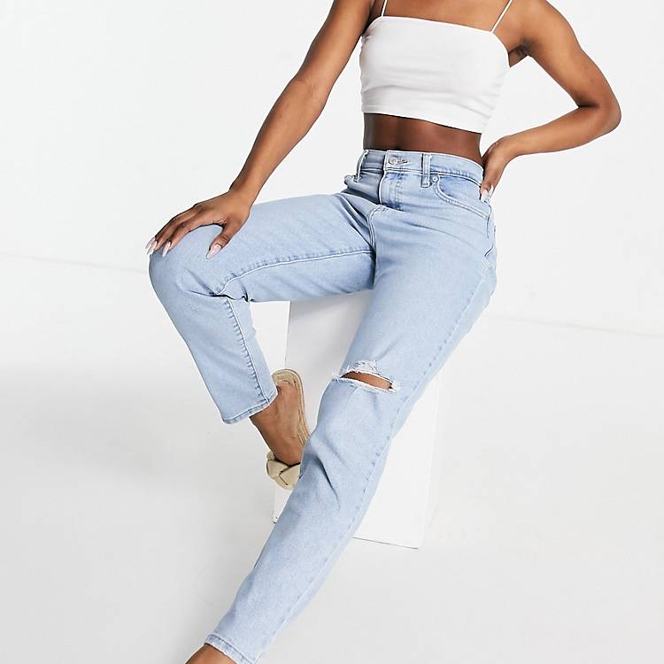Levi's high waisted mom jeans in light wash | ASOS
