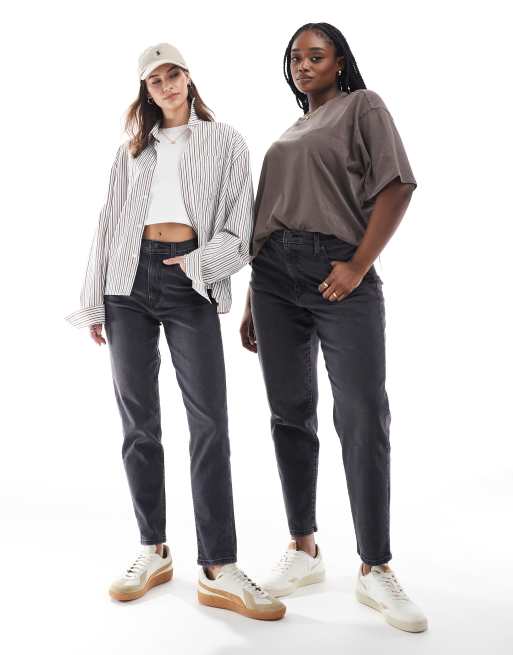 Levi's high waisted mom jeans in wash black 