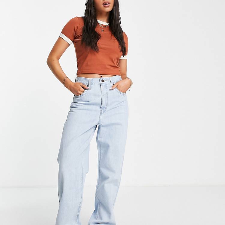 Levi's high waisted straight jeans in light wash blue | ASOS
