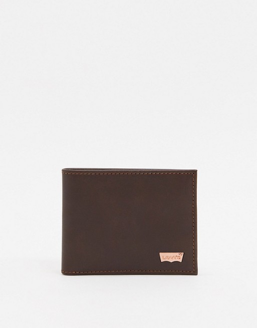 Levi's hunte bi-fold leather wallet in brown