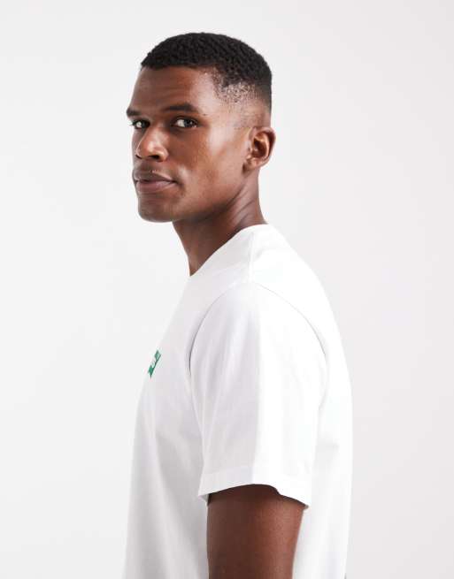Levi's - Hvid og afslappet T-shirt med "Field Trip"-print på ryggen, 4 af 5