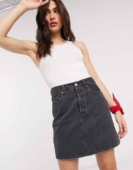 Levi s Icon high waisted denim skirt in washed black