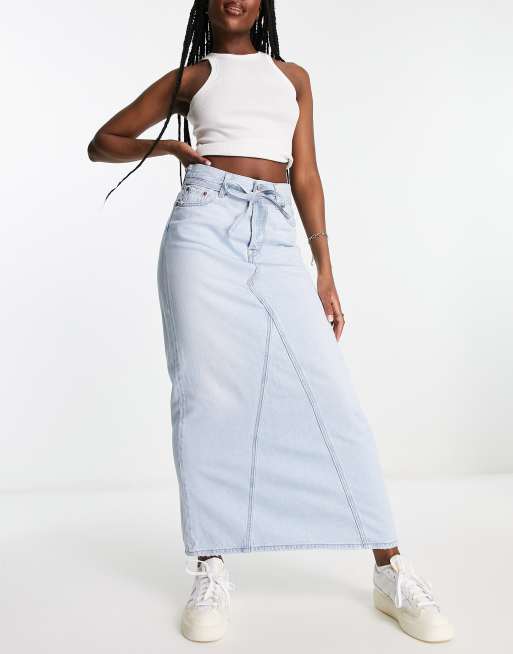 Levi's iconic long denim skirt with belt in light wash blue | ASOS