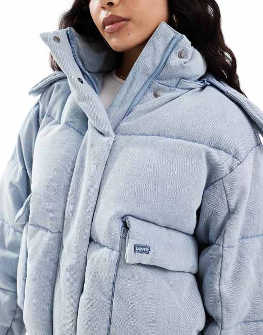 Levi's – Jasnoniebieska krótka jeansowa kurtka ocieplana z kapturem, 3 z 4