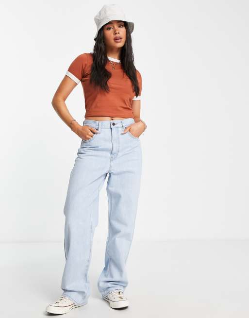 Levi's – Jasnoniebieskie jeansy z podwyższonym stanem, prostymi nogawkami i efektem sprania