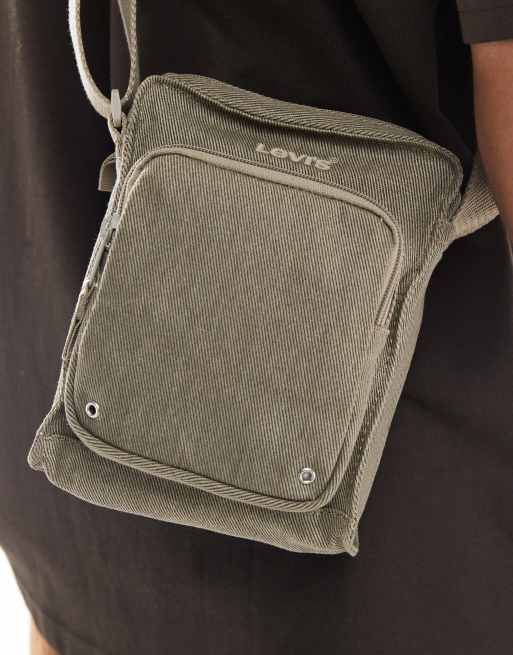 Levi's – Jasnoszara mała płócienna torebka crossbody ze stonowanym logo, 3 z 4