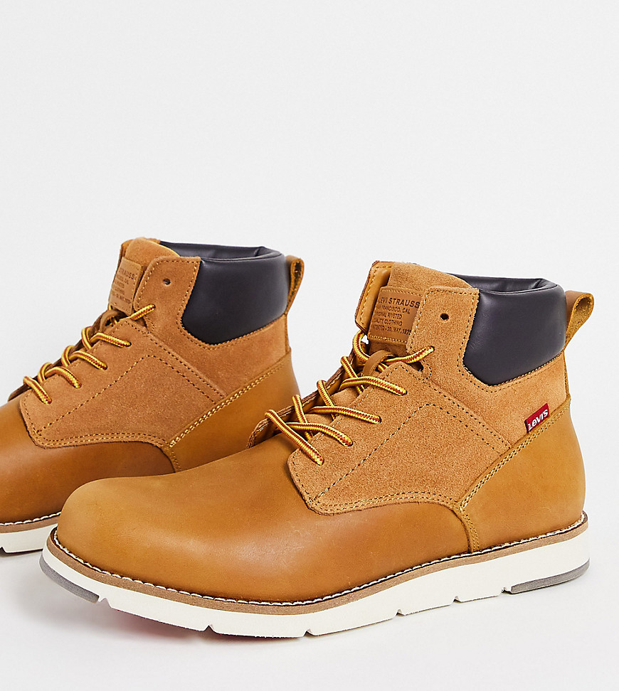 Levi’s Jax Plus suede mix boot with red tab in tan-Neutral