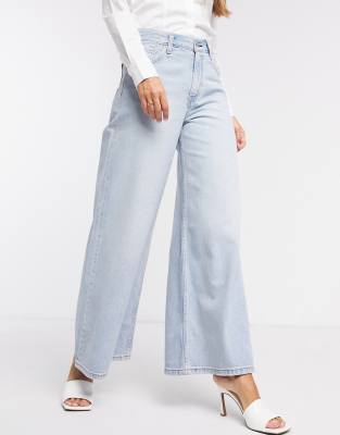 720 high rise jeans