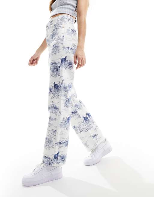 Levi's - Jeans dritti alla caviglia a vita super alta bianchi con stampa blu navy, 2 di 5