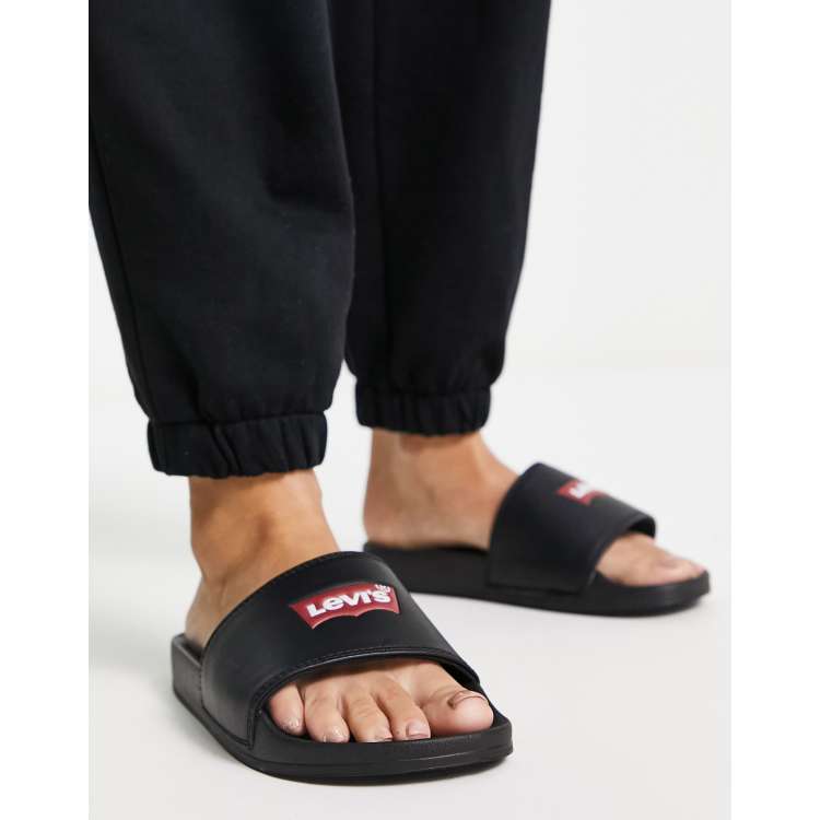 Levis deals batwing sliders