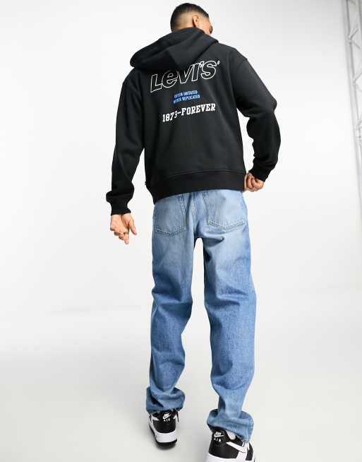 Levi's – Kapuzenpullover in Schwarz mit Logoprint auf dem Rücken