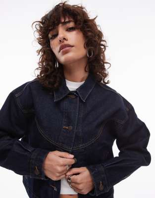 Thumbnail - Levi's - Knapp geschnittene Western-Trucker-Jeansjacke im 90er-Stil in Dunkelblau-Marineblau