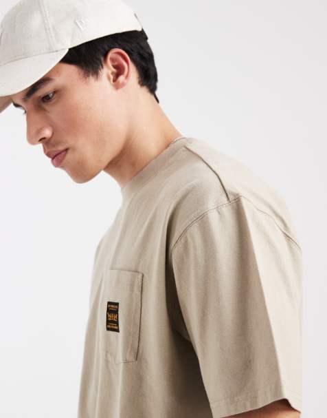 Levi's koszulka workwear z kieszenią w beżowym kolorze - view 1