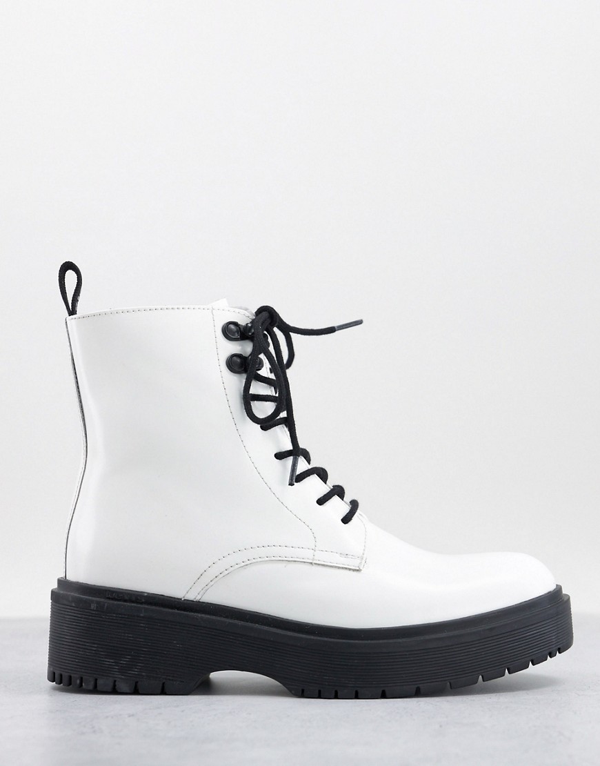 Levi's lace up leather boots in white