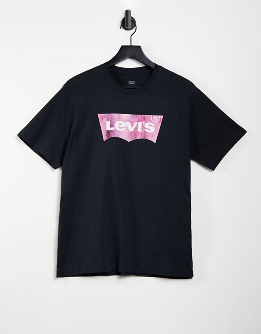Levi's large gradient batwing logo t-shirt relaxed fit in black