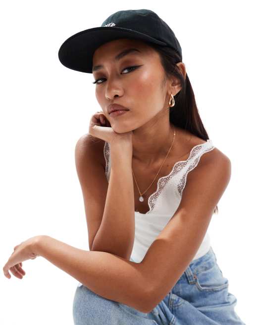 Levi's – Lazy Girl – Czarna czapka z daszkiem i małym logo, 2 z 4