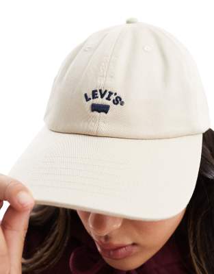 Levi's - Lazy Girl - Kappe in Cremeweiß mit kleinem Logo