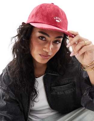 Levi's - Lazy Girl - Kappe in Rot mit kleinem Logo