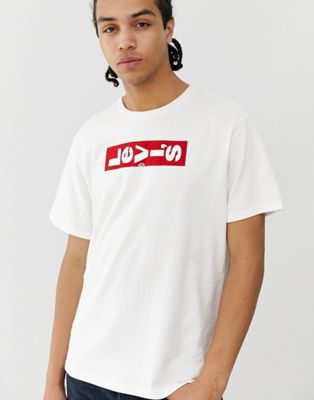 Levi's lazy tab logo t-shirt in white 