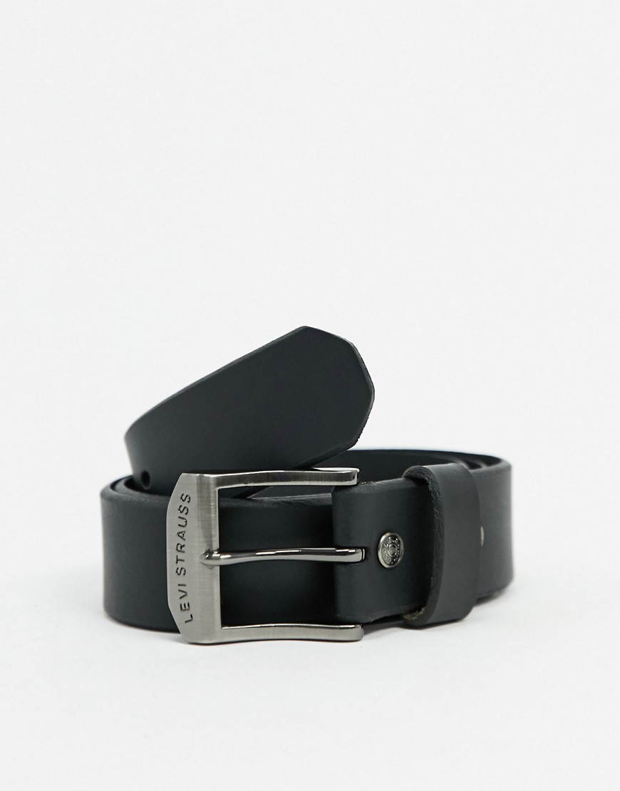Levi's Leather Belt In Black With Logo