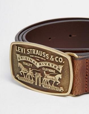 levi's belt buckle