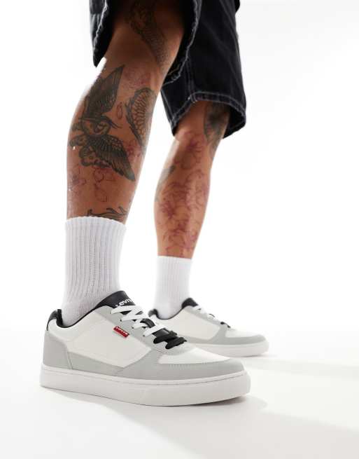 Levi's – Liam – Sneaker in Weiß und Marineblau mit rotem Logo-Etikett, 5 von 5