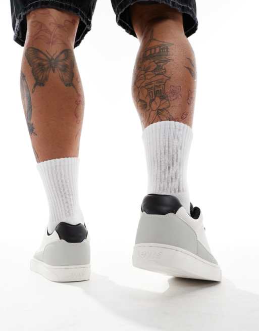 Levi's - Liam - Sneakers med rødt logomærke i hvid og marineblå, 3 af 5