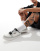 Thumbnail 1 van 5